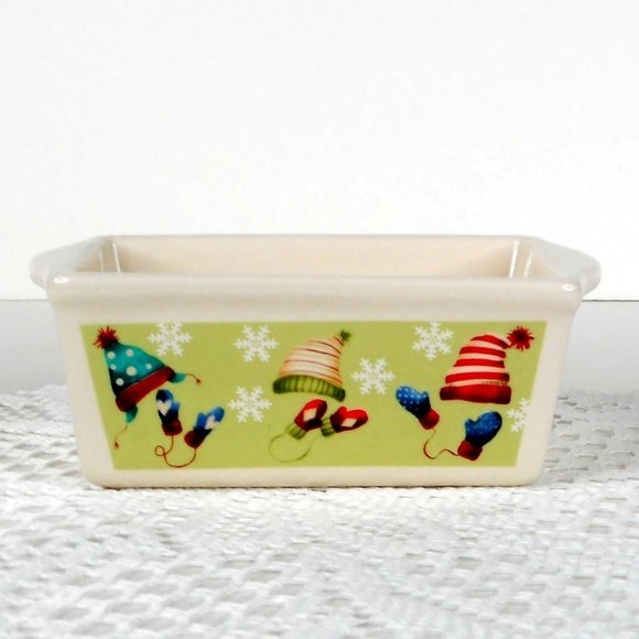 Nantucket Loaf Pan Beige Ceramic Stoneware Mini 5 x 3 In. Hats Mittens Christmas - Picture 1 of 8